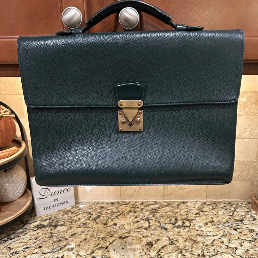 LOUIS VUITTON Serviette Kourad Briefcase Hand Bag Taiga Leather M30074 04YF148 - Picture 1 of 16